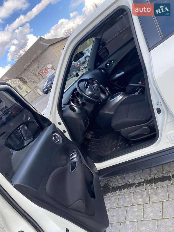 Позашляховик / Кросовер Nissan Juke 2018 в Івано-Франківську