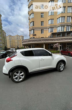 Внедорожник / Кроссовер Nissan Juke 2011 в Киеве