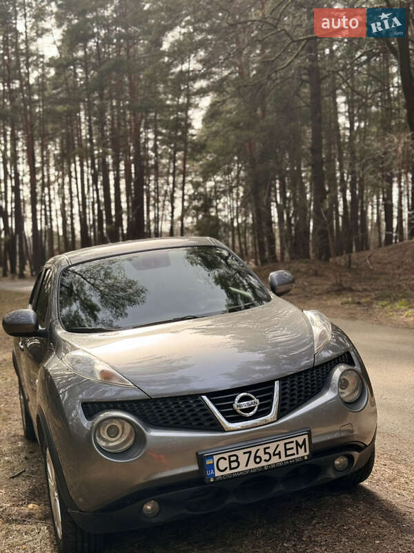 Позашляховик / Кросовер Nissan Juke 2011 в Чернігові