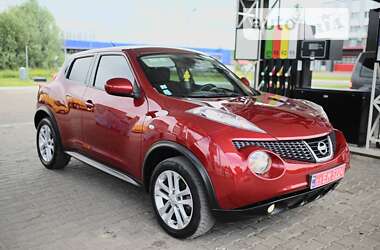 Внедорожник / Кроссовер Nissan Juke 2012 в Дубно