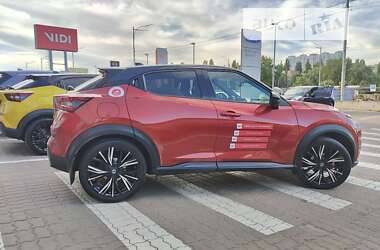 Внедорожник / Кроссовер Nissan Juke 2021 в Киеве