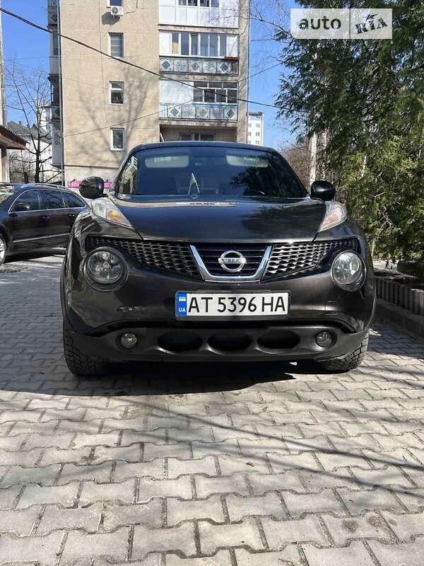 Позашляховик / Кросовер Nissan Juke 2012 в Івано-Франківську