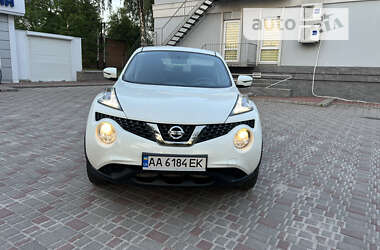 Позашляховик / Кросовер Nissan Juke 2019 в 
