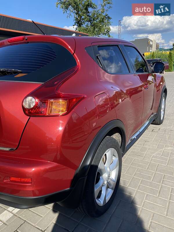 Внедорожник / Кроссовер Nissan Juke 2012 в Лозовой