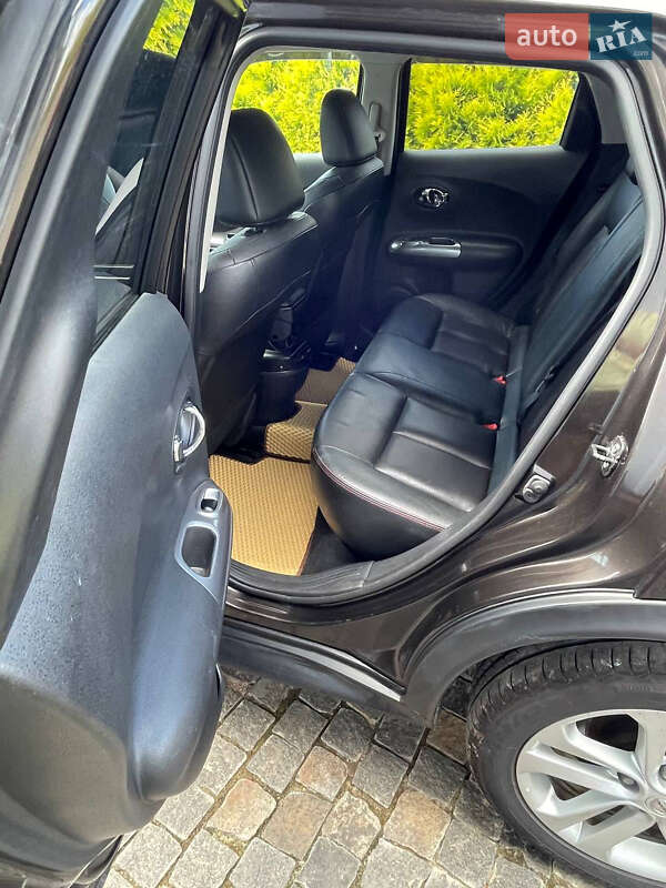 Внедорожник / Кроссовер Nissan Juke 2011 в Дублянах