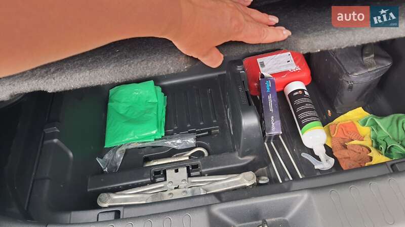 Позашляховик / Кросовер Nissan Juke 2012 в Кривому Розі