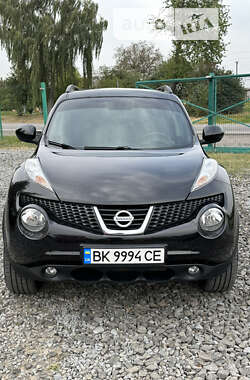 Внедорожник / Кроссовер Nissan Juke 2014 в Дубно