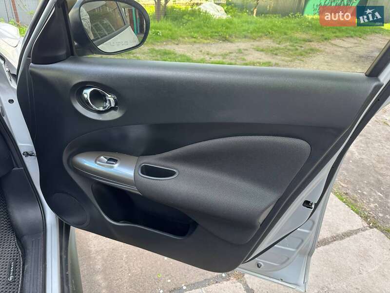 Позашляховик / Кросовер Nissan Juke 2013 в Ніжині
