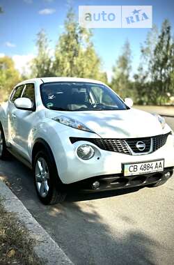 Позашляховик / Кросовер Nissan Juke 2012 в Чернігові