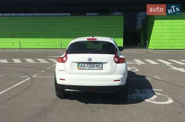 Внедорожник / Кроссовер Nissan Juke 2012 в 