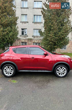 Внедорожник / Кроссовер Nissan Juke 2012 в Дубно