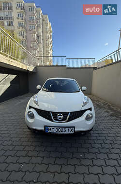 Позашляховик / Кросовер Nissan Juke 2014 в Львові