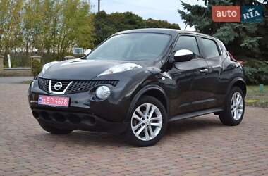 Внедорожник / Кроссовер Nissan Juke 2010 в Хороле