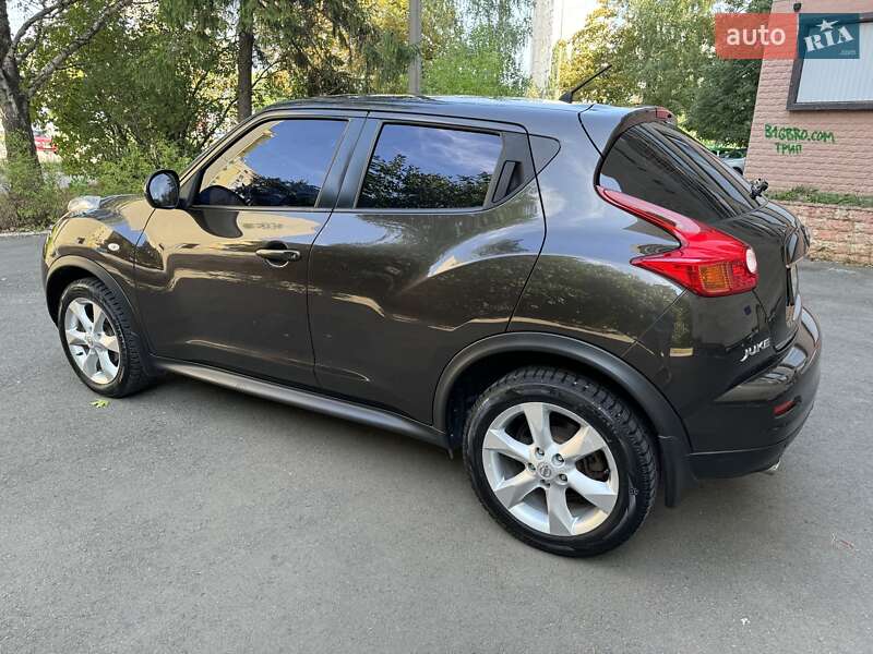 Позашляховик / Кросовер Nissan Juke 2011 в Харкові