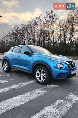 Позашляховик / Кросовер Nissan Juke 2022 в Львові