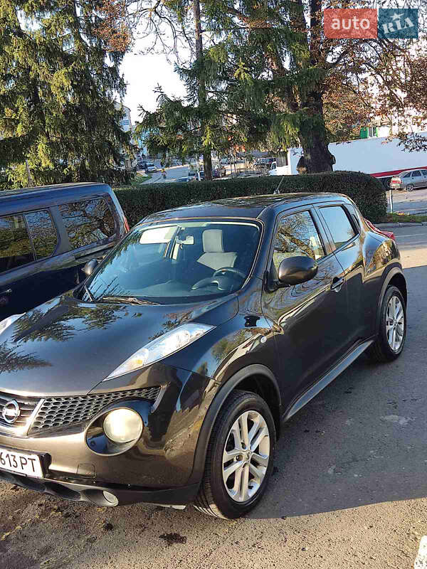 Позашляховик / Кросовер Nissan Juke 2012 в Золочеві