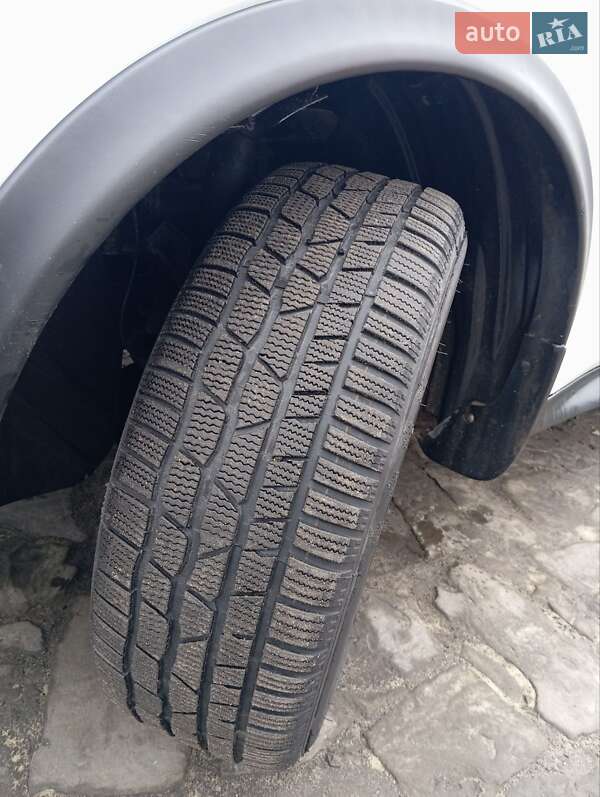 Позашляховик / Кросовер Nissan Juke 2011 в Львові