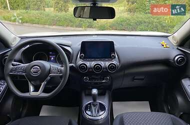 Внедорожник / Кроссовер Nissan Juke 2021 в 