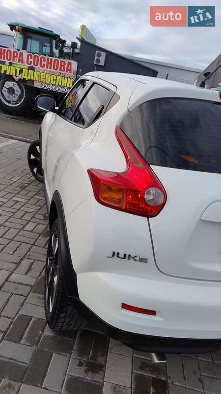 Позашляховик / Кросовер Nissan Juke 2012 в Стрию