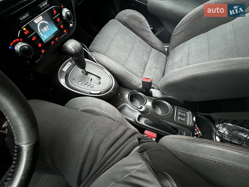 Позашляховик / Кросовер Nissan Juke 2013 в Львові