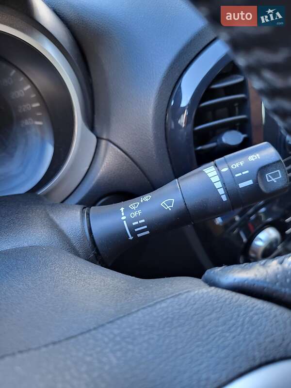 Внедорожник / Кроссовер Nissan Juke 2012 в Львове фото 8 Внедорожник / Кроссовер Nissan Juke 2012 в Львове