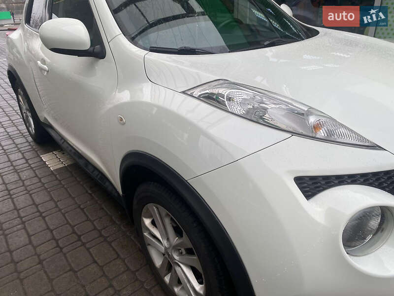 Позашляховик / Кросовер Nissan Juke 2011 в Києві