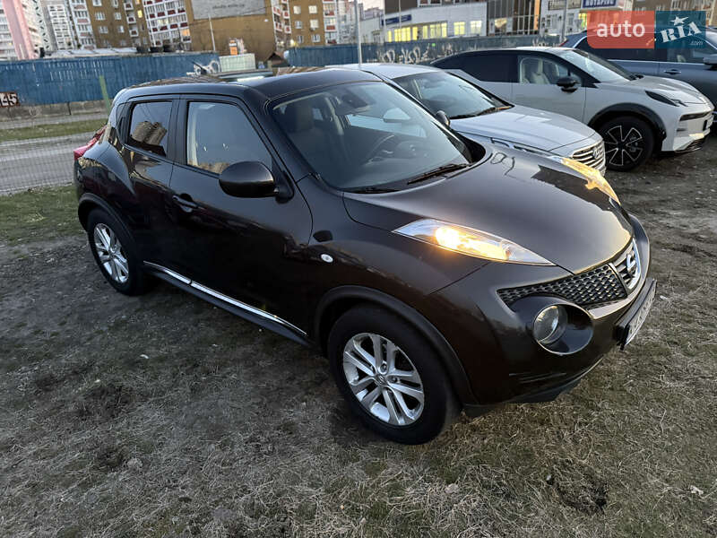 Внедорожник / Кроссовер Nissan Juke 2011 в Киеве