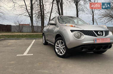 Внедорожник / Кроссовер Nissan Juke 2011 в 
