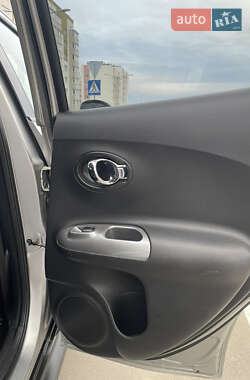 Внедорожник / Кроссовер Nissan Juke 2011 в 