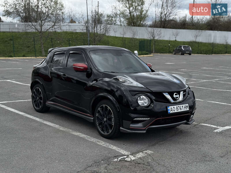 Внедорожник / Кроссовер Nissan Juke 2015 в 