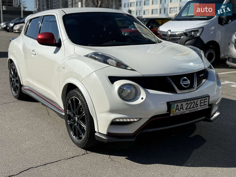 Внедорожник / Кроссовер Nissan Juke 2013 в 