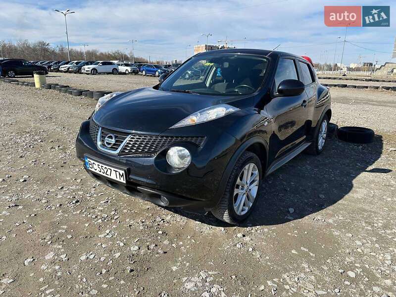 Внедорожник / Кроссовер Nissan Juke 2011 в 