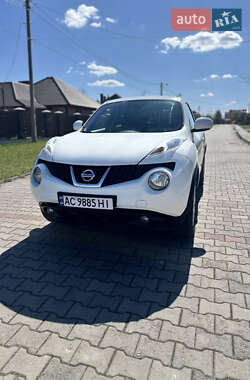 Внедорожник / Кроссовер Nissan Juke 2010 в 