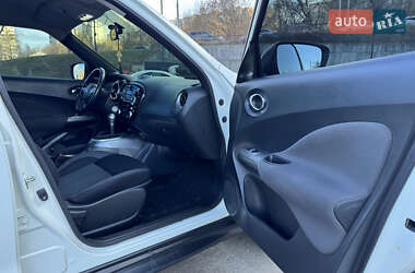 Внедорожник / Кроссовер Nissan Juke 2019 в 