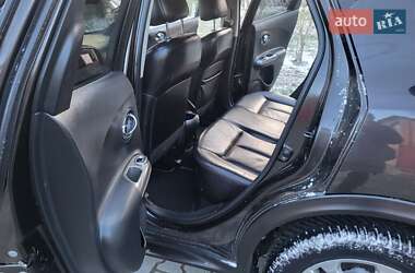 Внедорожник / Кроссовер Nissan Juke 2011 в 