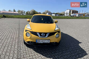 Внедорожник / Кроссовер Nissan Juke 2015 в 