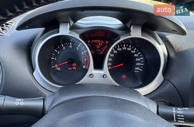 Внедорожник / Кроссовер Nissan Juke 2015 в 