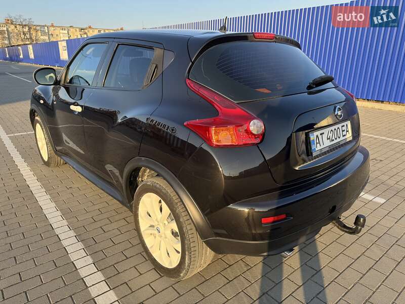 Позашляховик / Кросовер Nissan Juke 2012 в Калуші