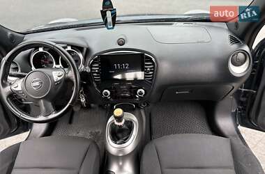 Внедорожник / Кроссовер Nissan Juke 2010 в 