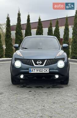Внедорожник / Кроссовер Nissan Juke 2010 в 