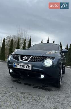 Внедорожник / Кроссовер Nissan Juke 2010 в 