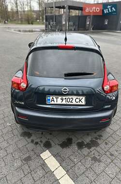 Внедорожник / Кроссовер Nissan Juke 2010 в 