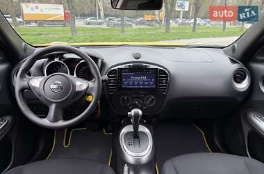 Внедорожник / Кроссовер Nissan Juke 2014 в 