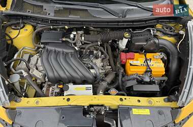 Внедорожник / Кроссовер Nissan Juke 2014 в 