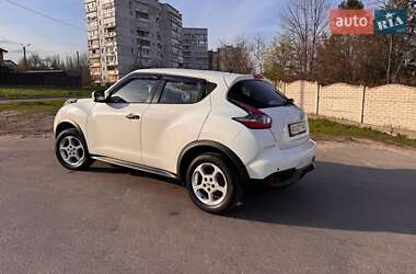 Внедорожник / Кроссовер Nissan Juke 2017 в 