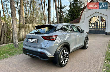 Позашляховик / Кросовер Nissan Juke 2022 в 