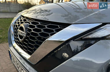 Позашляховик / Кросовер Nissan Juke 2022 в 