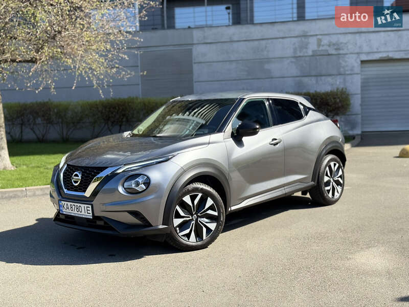 Внедорожник / Кроссовер Nissan Juke 2021 в 