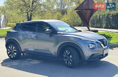 Внедорожник / Кроссовер Nissan Juke 2021 в 