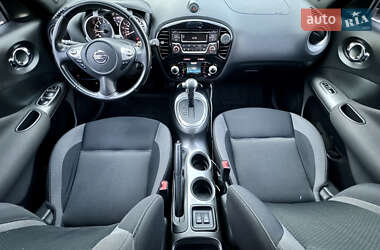 Внедорожник / Кроссовер Nissan Juke 2019 в 